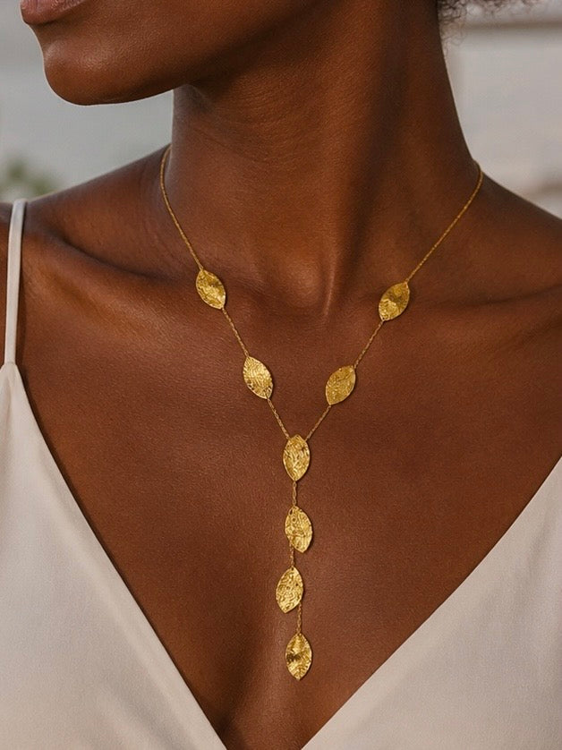 Collana Foglia Y