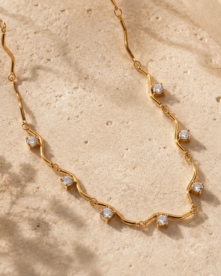 Collana Sinuosa